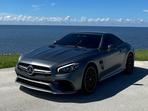 Used 2018 Mercedes-Benz SL 63 AMG image 2