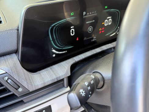 Used 2023 Kia Telluride EX w/ EX Captain's Chair Package FWD image 14