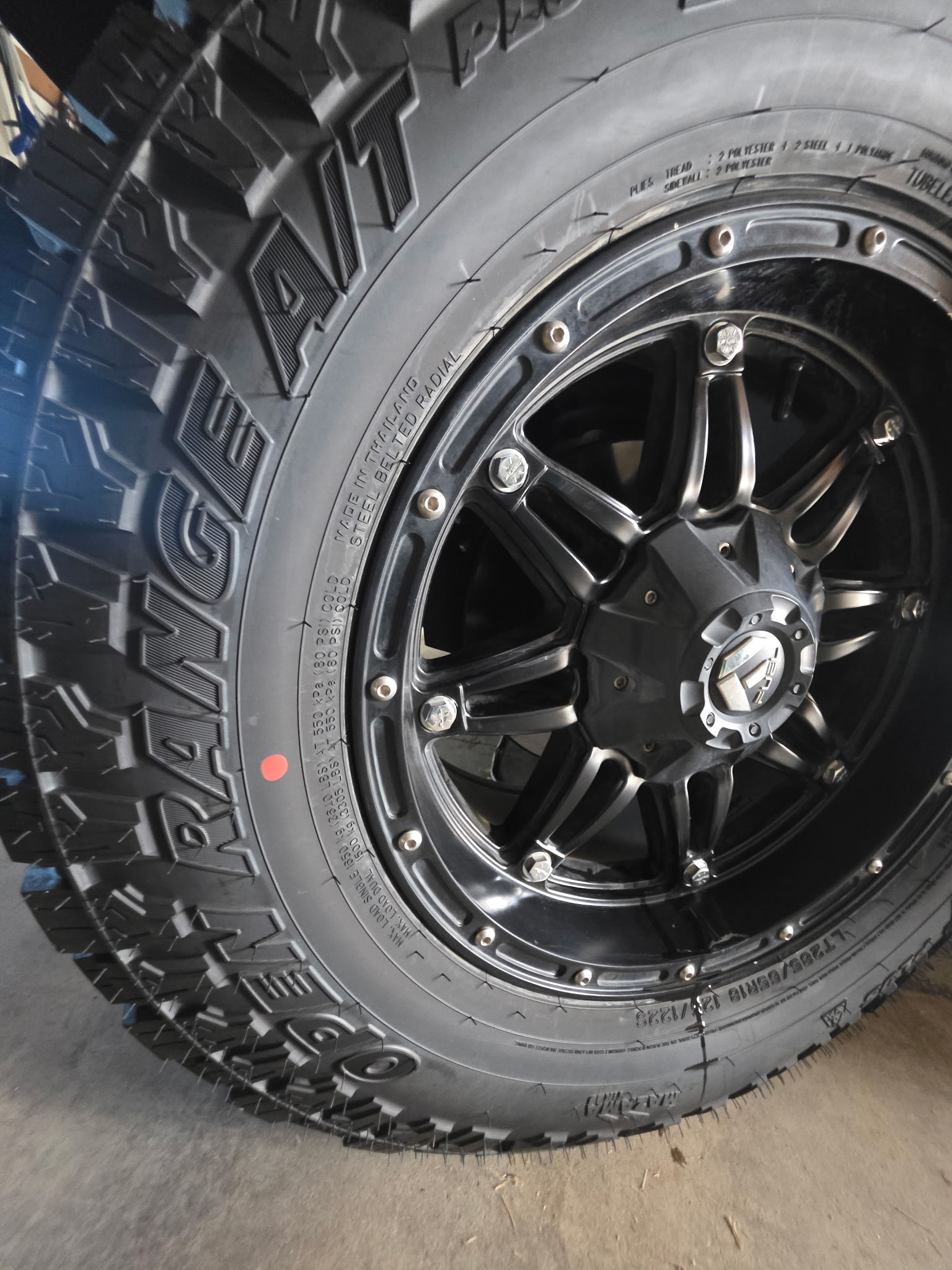 Used 2015 Jeep Wrangler Unlimited Sahara w/ Max Tow Package AWD/4WD image 8
