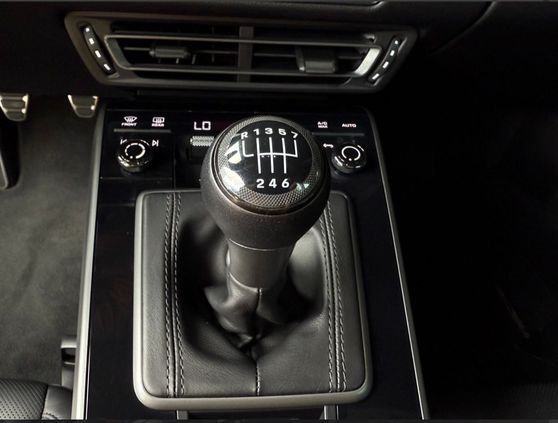 Used 2021 Porsche 911 Carrera S RWD image 9