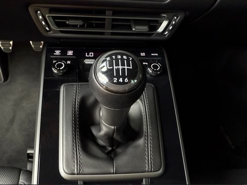 Used 2021 Porsche 911 Carrera S RWD image 9