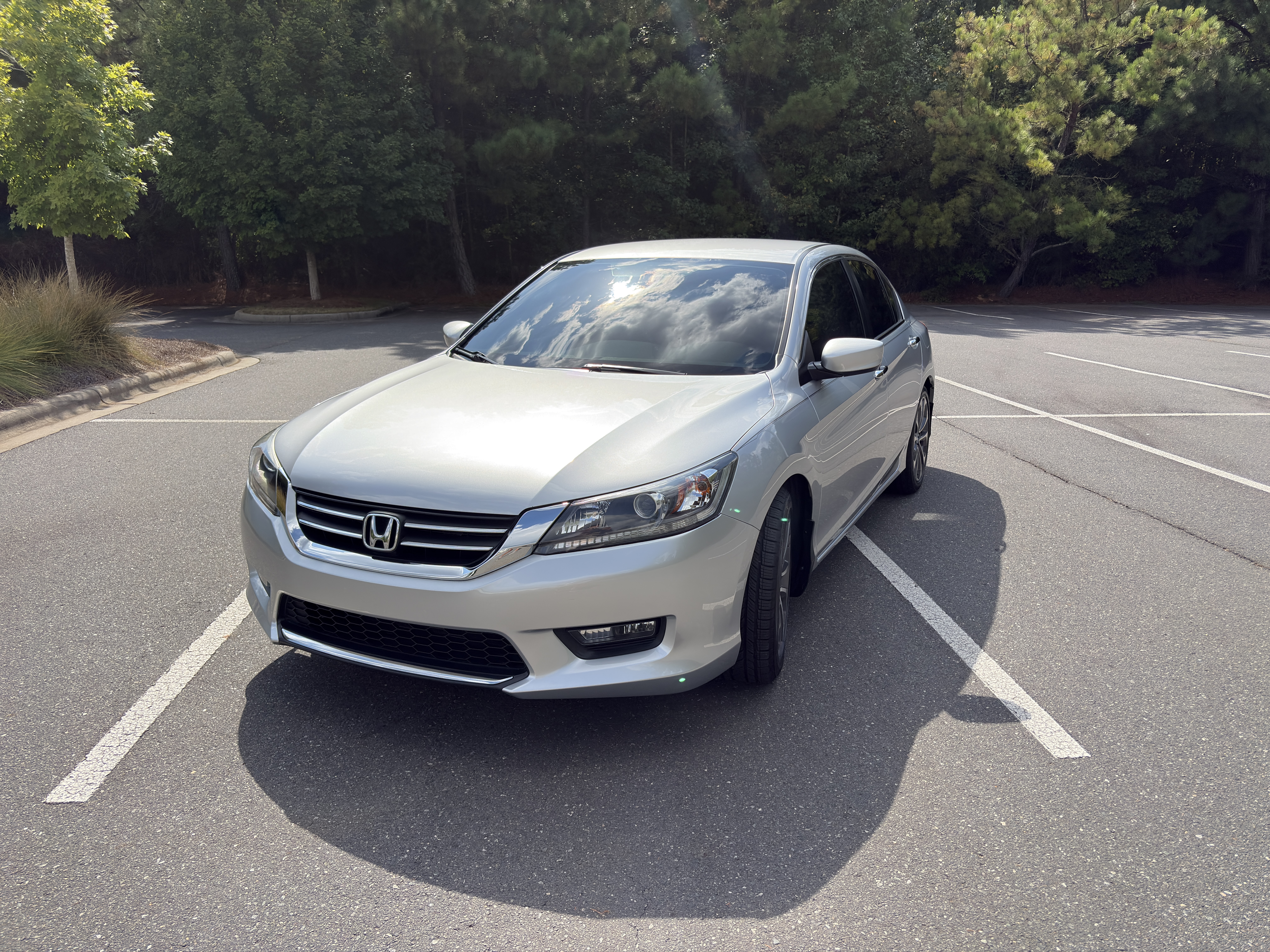 Used 2015 Honda Accord Sport image 4