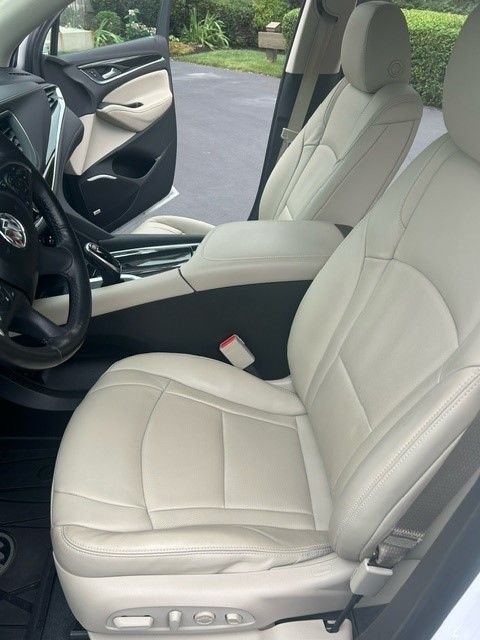 Used 2020 Buick Enclave Premium w/ Sun and Sites Package AWD/4WD image 17