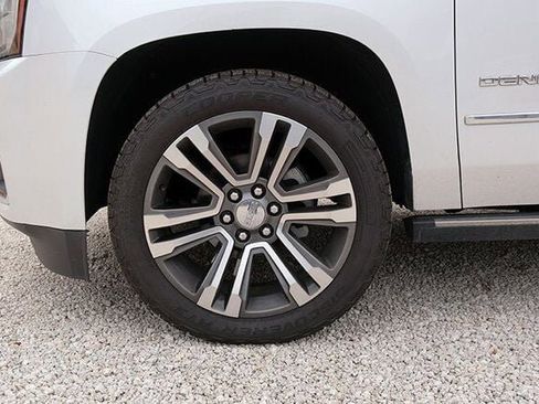 Used 2018 GMC Yukon XL Denali w/ Denali Ultimate Package image 6