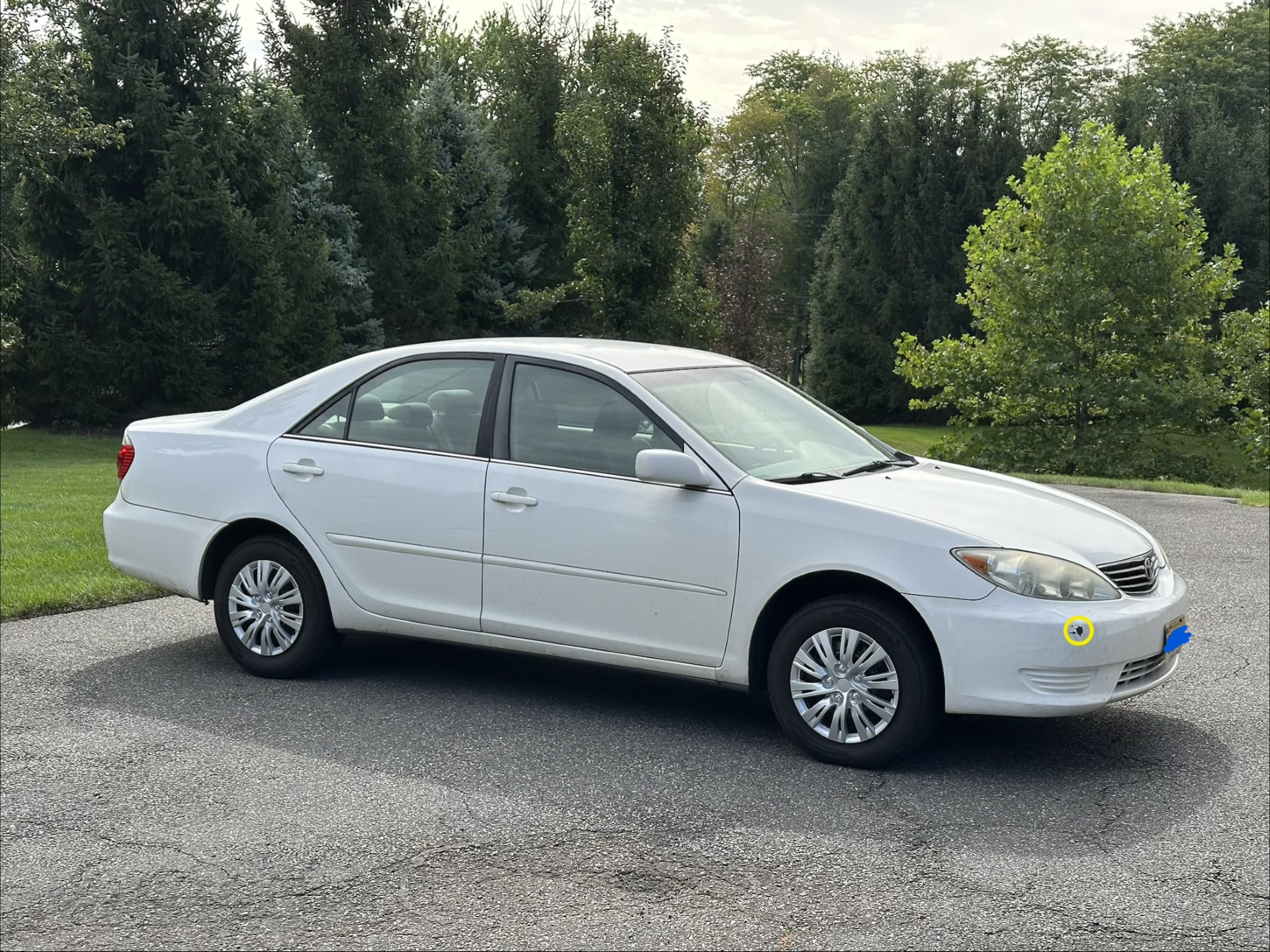 Used 2005 Toyota Camry LE FWD image 2