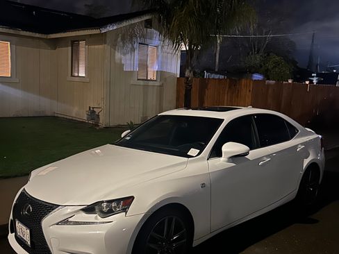 Used 2015 Lexus IS 200t image 2