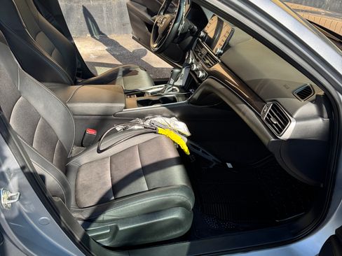 Used 2019 Honda Accord Sport image 25