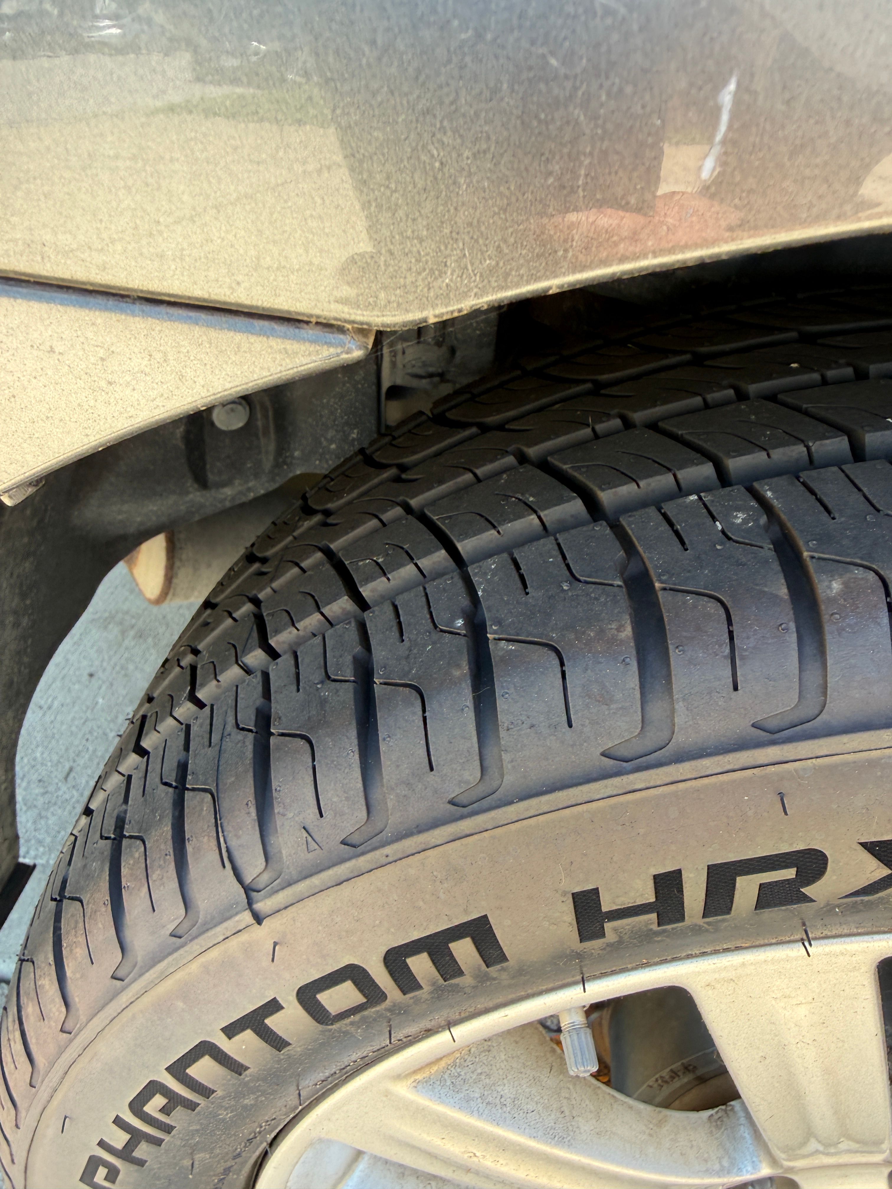 Used 2013 Chrysler 200 Touring FWD image 21