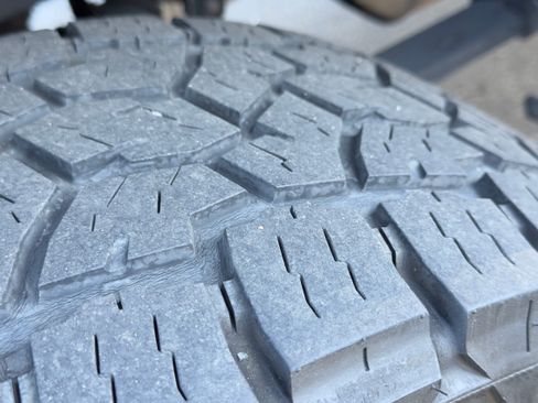 Used 2020 Chevrolet Silverado 1500 LT w/ All-Star Edition image 17