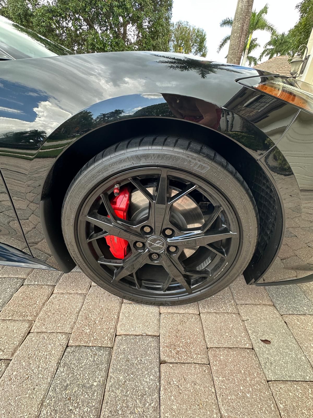 Used 2022 Chevrolet Corvette Stingray Premium Conv w/ Z51 Performance Package RWD image 17
