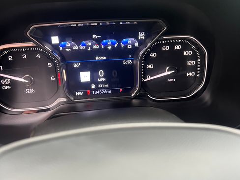 Used 2021 GMC Yukon AT4 w/ Rear Media and Nav Package AWD/4WD image 9