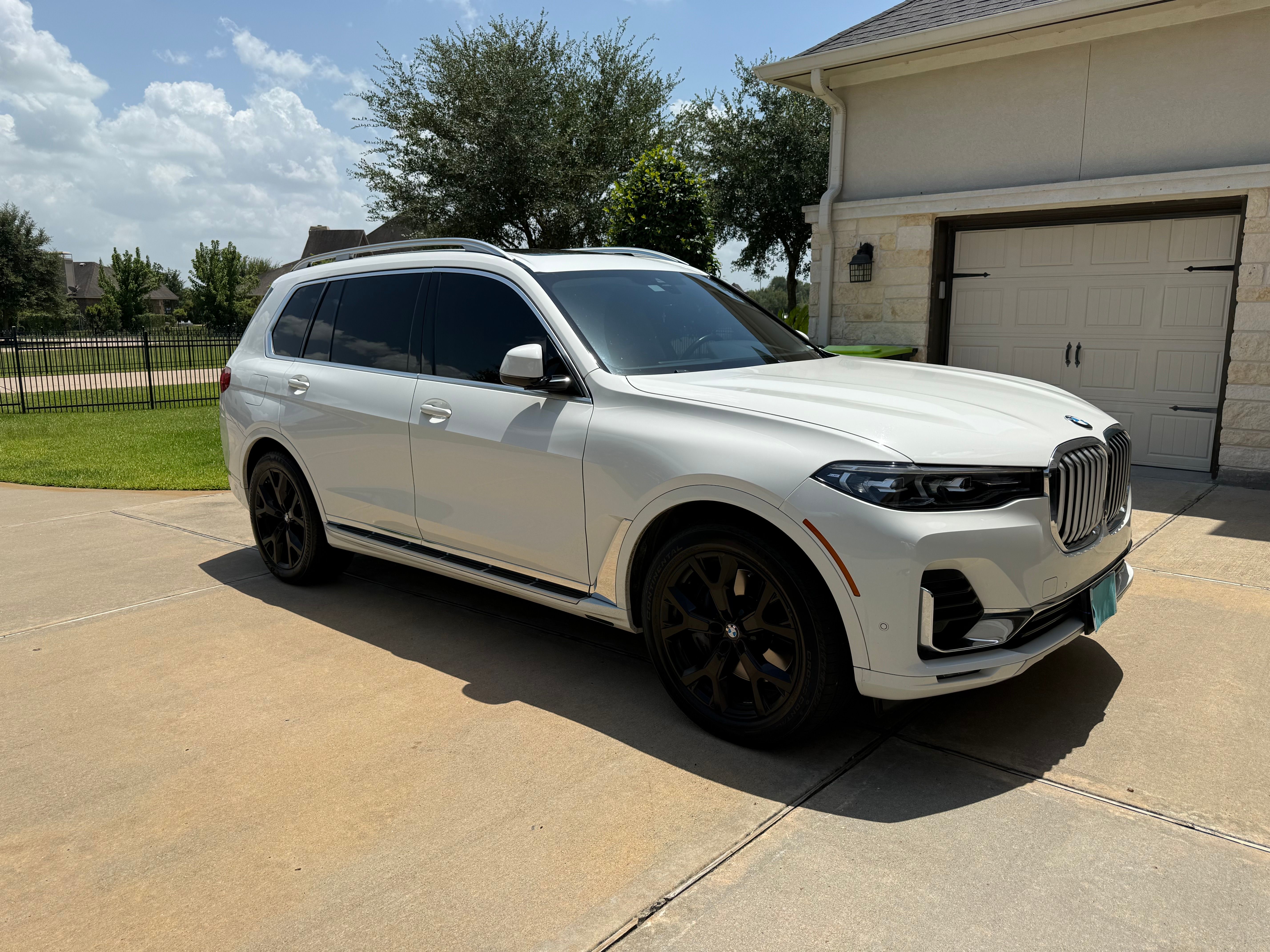 Used 2020 BMW X7 xDrive40i w/ Executive Package AWD/4WD image 1