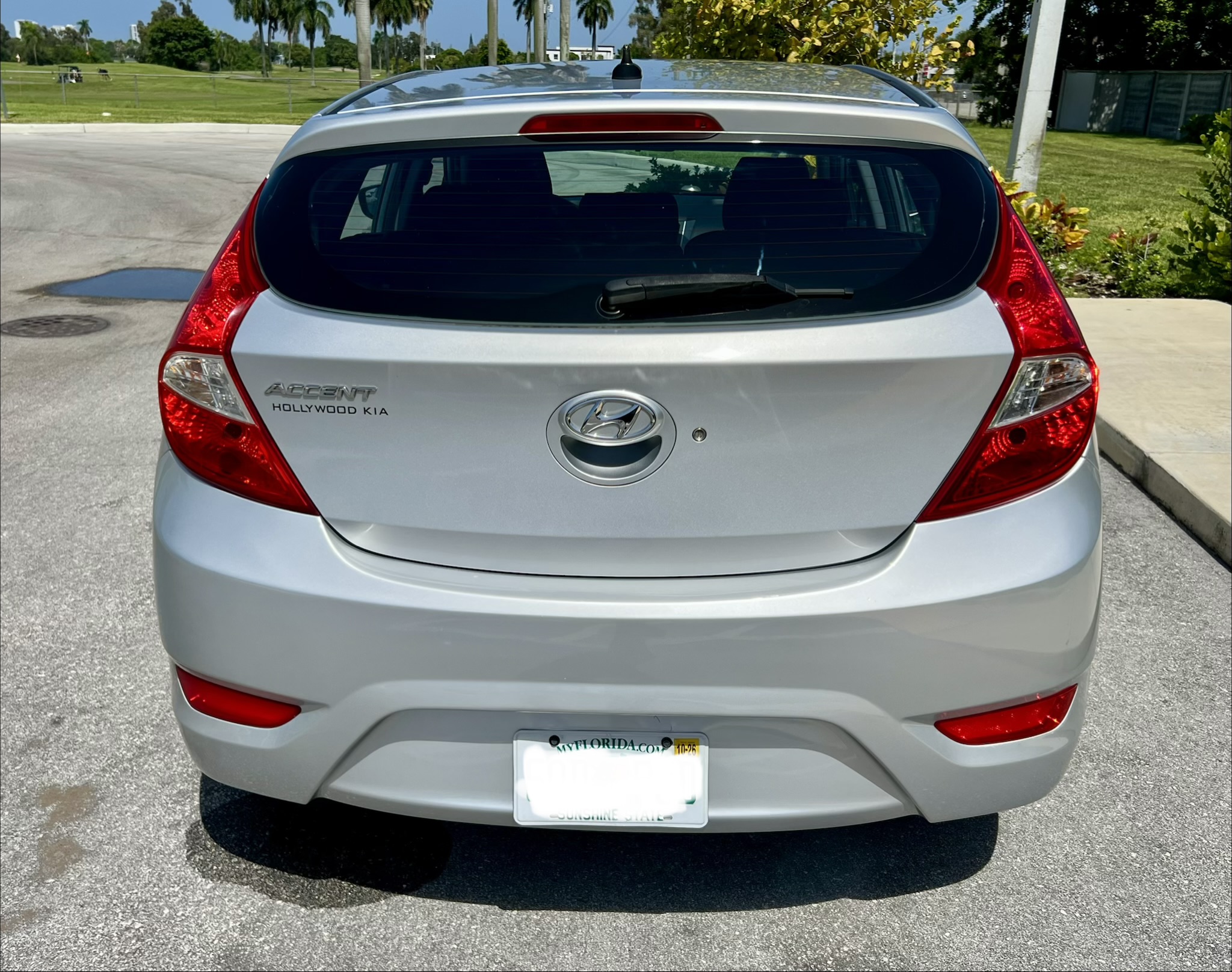Used 2015 Hyundai Accent GS FWD image 9
