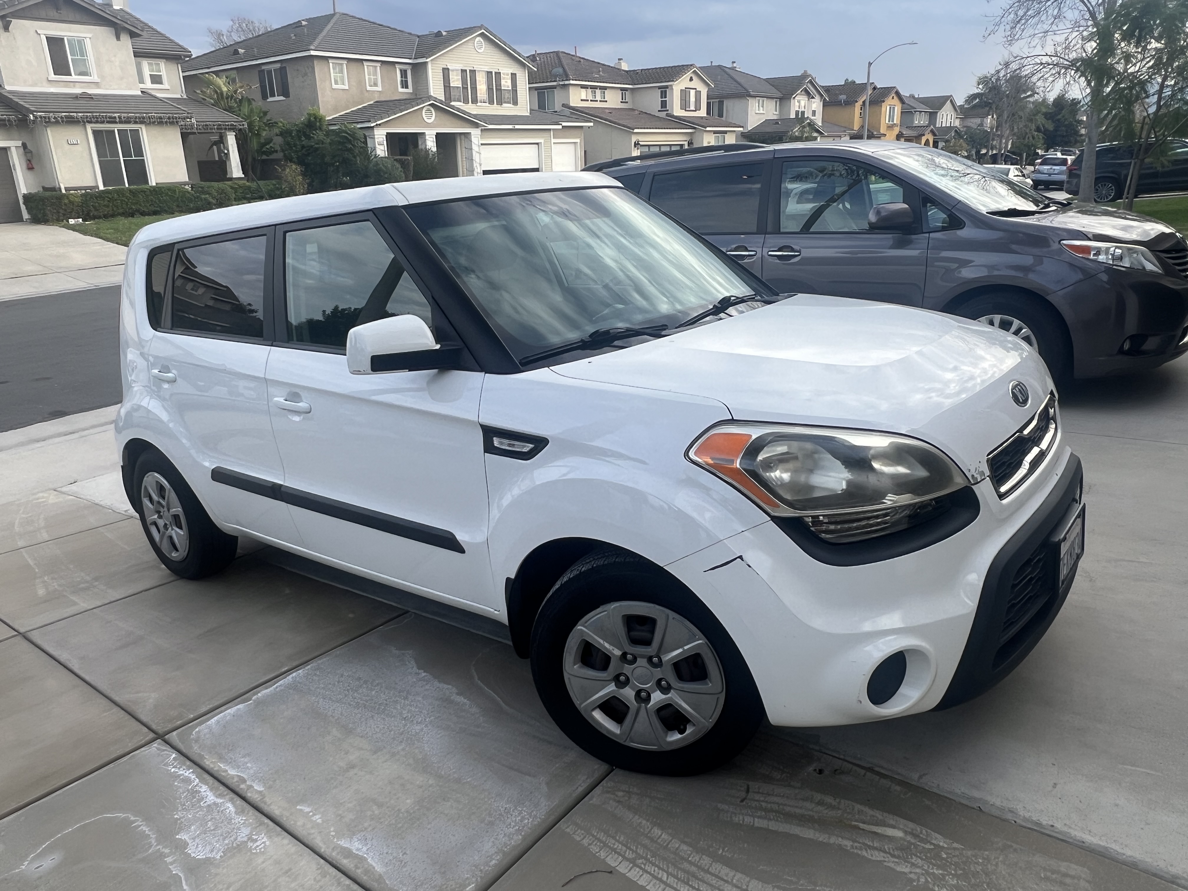 Used 2013 Kia Soul FWD image 4