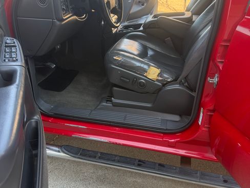 Used 2005 GMC Sierra 3500 SLT w/ Heavy-Duty Power Package AWD/4WD image 27