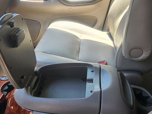 Used 2006 Toyota Tundra Limited AWD/4WD image 9