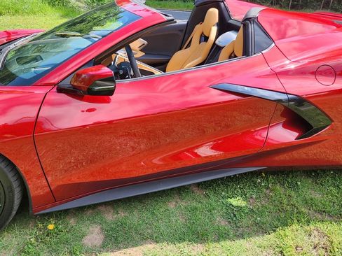 Used 2024 Chevrolet Corvette Stingray Preferred Conv RWD image 5