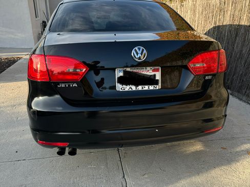 Used 2014 Volkswagen Jetta SE image 12