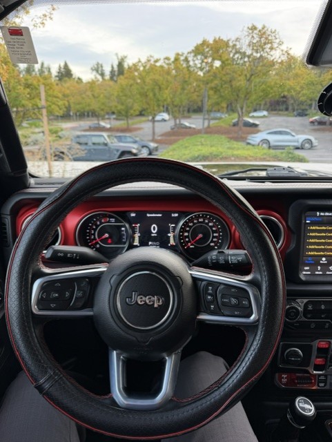 Used 2021 Jeep Wrangler Unlimited Rubicon AWD/4WD image 4