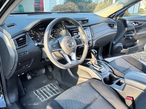 Used 2017 Nissan Rogue S image 22
