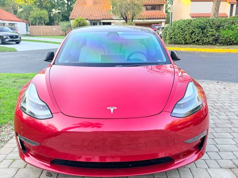 Used 2022 Tesla Model 3 Performance image 1