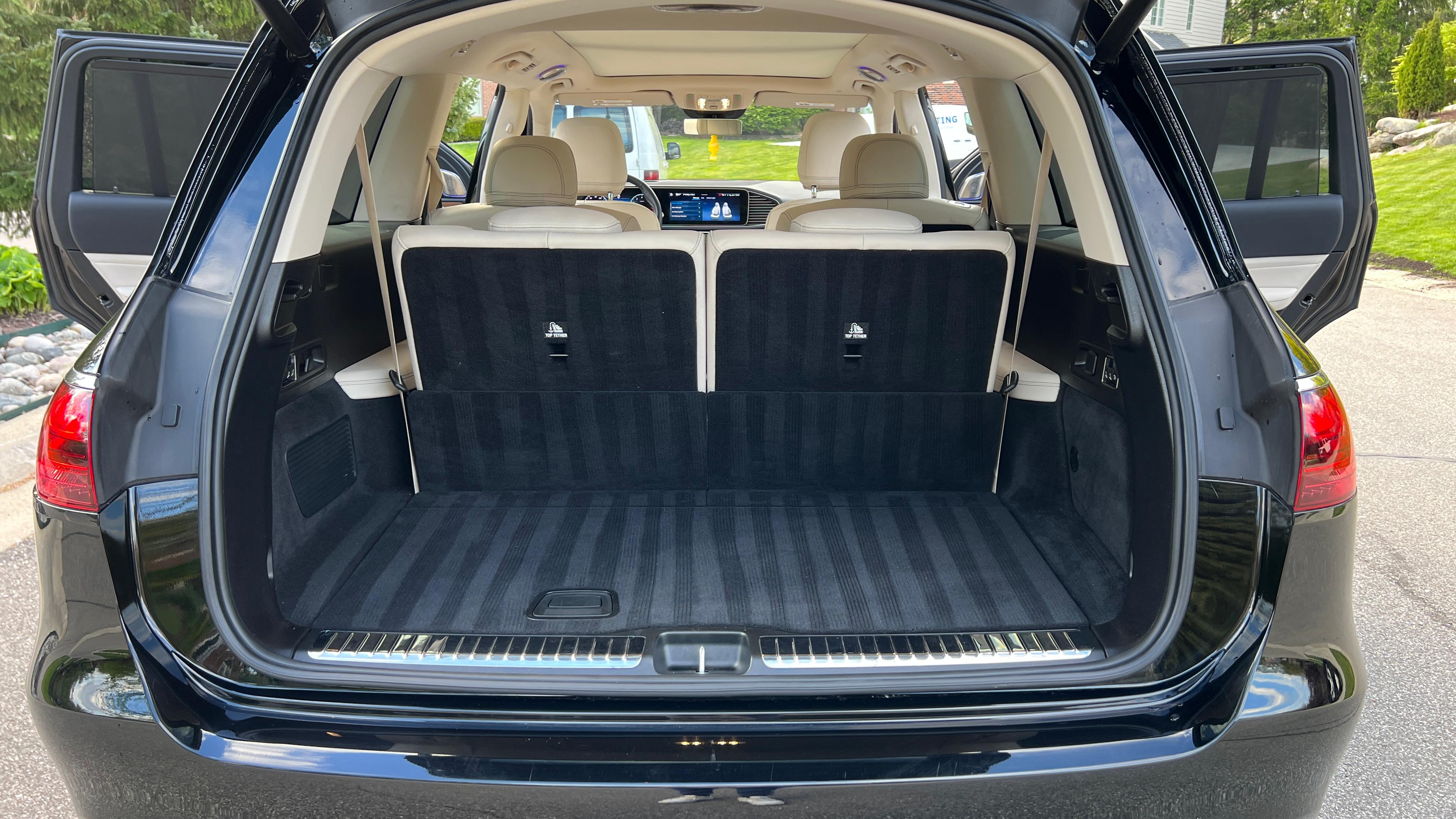 Used 2024 Mercedes-Benz GLS 580 4MATIC image 15