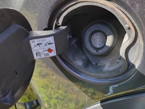 Used 2018 Ford F150 Raptor w/ Equipment Group 802A Luxury image 6