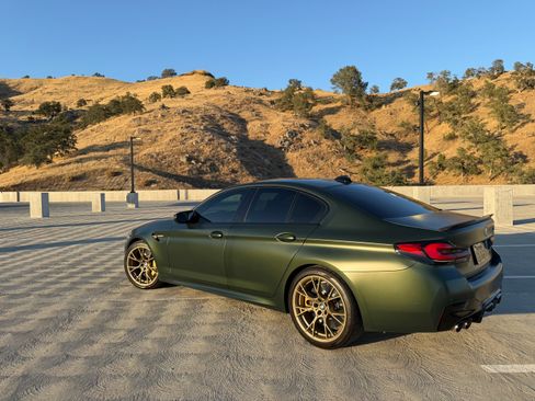 Used 2022 BMW M5 CS AWD/4WD image 10