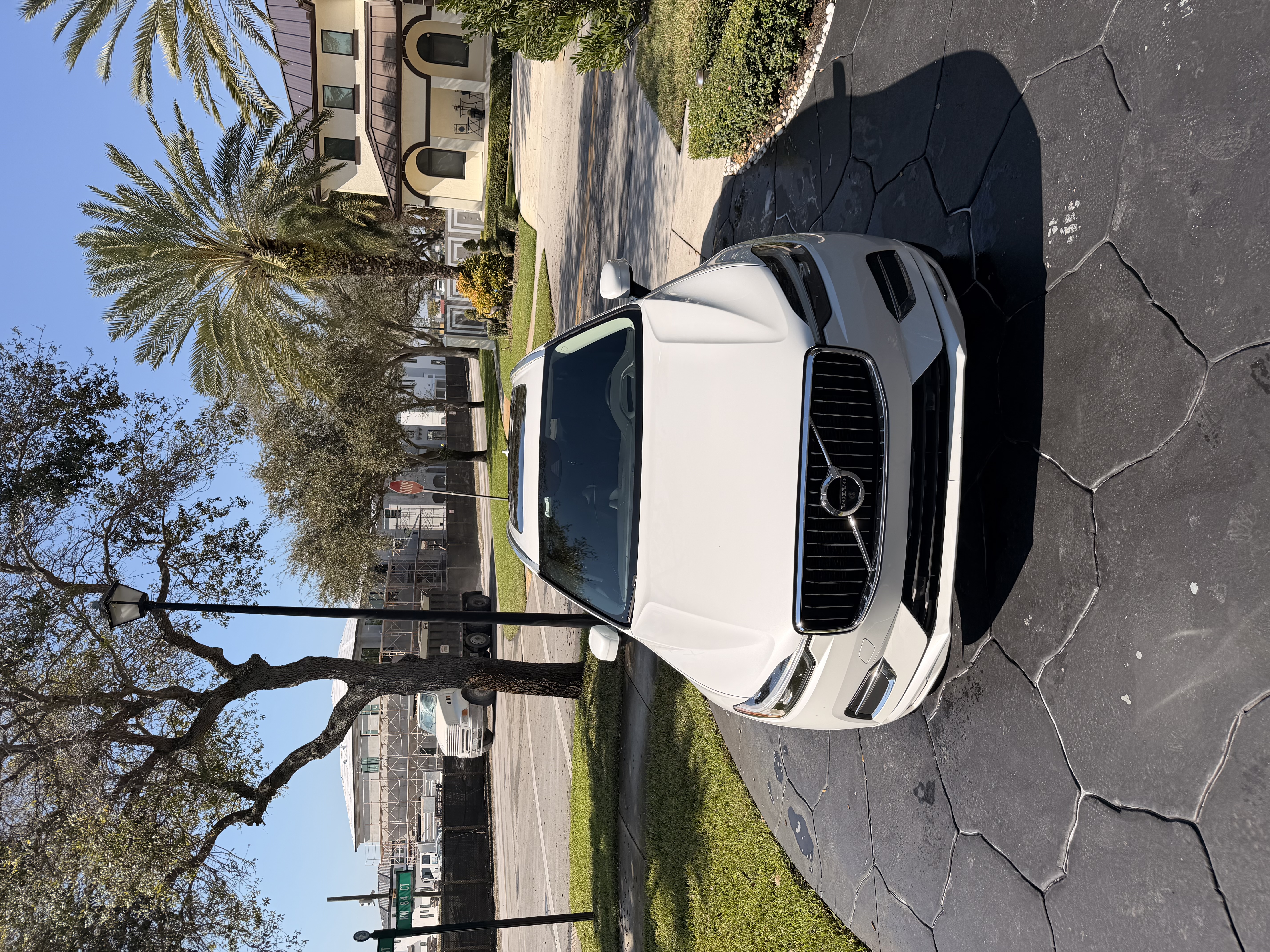 Used 2021 Volvo XC60 T5 Inscription w/ Advanced Package FWD image 2