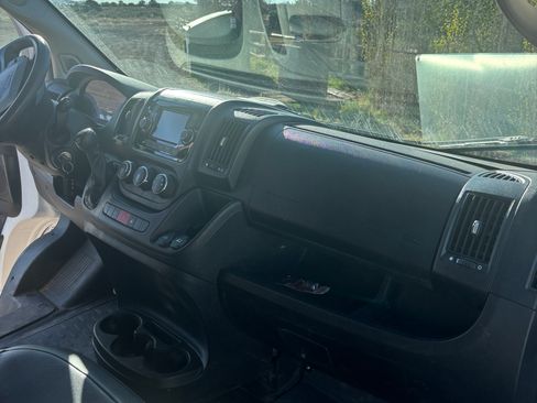 Used 2019 RAM ProMaster 2500 FWD image 14
