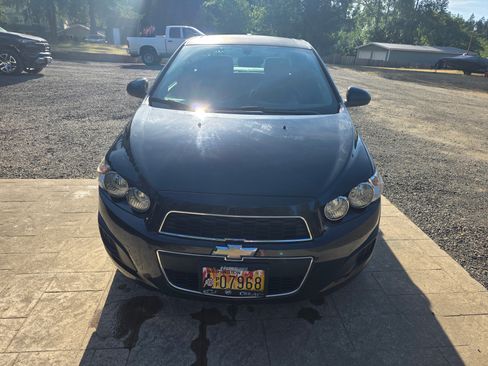 Used 2015 Chevrolet Sonic LS image 1