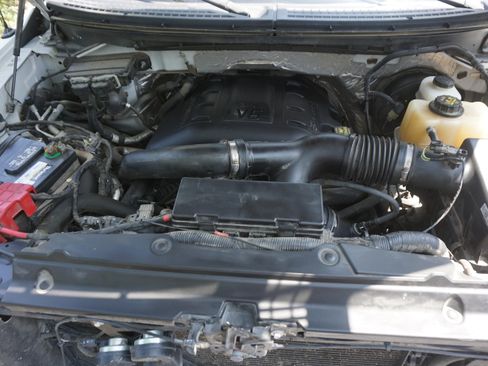 Used 2012 Ford F150 XLT RWD image 25