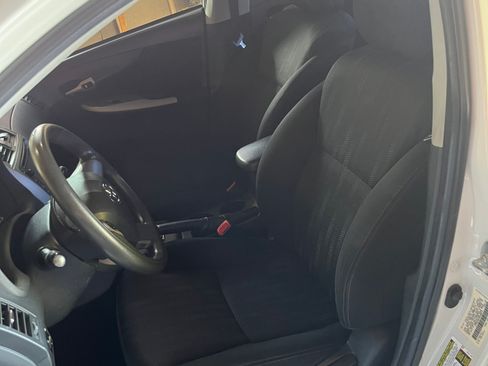 Used 2013 Toyota Corolla S image 12