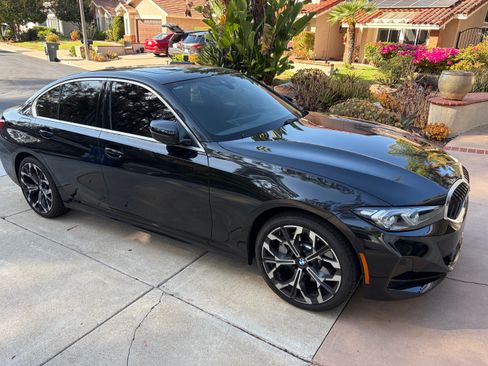 Used 2026 BMW 330i Sedan w/ Premium Package RWD image 5