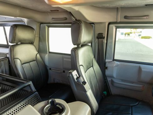 Used 2001 HUMMER H1 4-Door Wagon AWD/4WD image 12