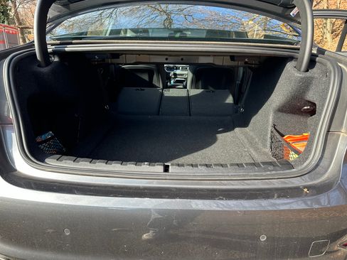 Used 2019 BMW 330i xDrive Sedan w/ Premium Package image 10