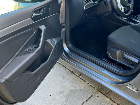 Used 2019 Volkswagen Jetta S w/ Driver Assistance Package FWD image 16
