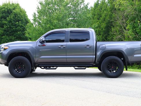 Used 2021 Toyota Tacoma TRD Pro AWD/4WD image 5