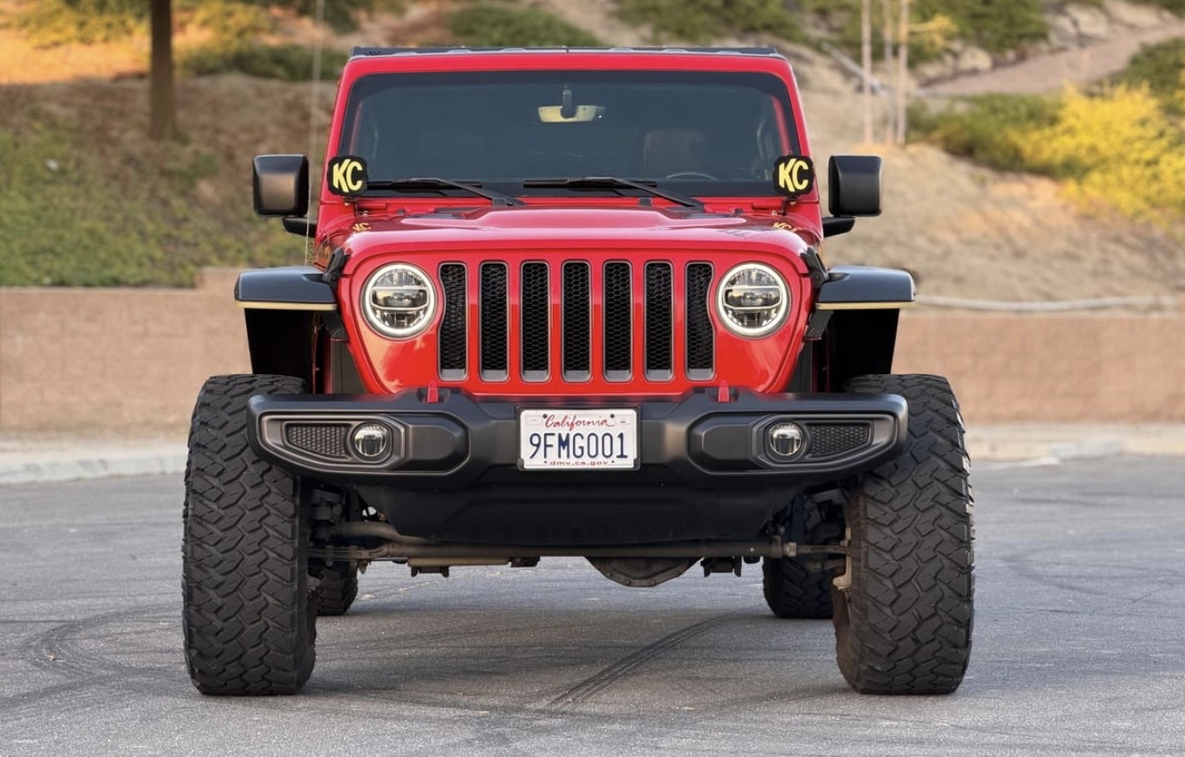Used 2021 Jeep Wrangler Unlimited Rubicon AWD/4WD image 2