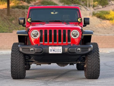 Used 2021 Jeep Wrangler Unlimited Rubicon AWD/4WD image 2