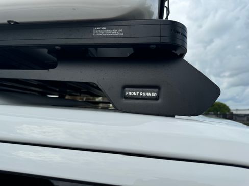 Used 2011 Land Rover LR4 HSE image 13