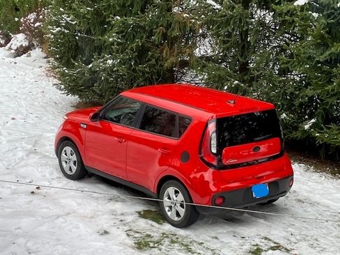 Used 2019 Kia Soul image 2