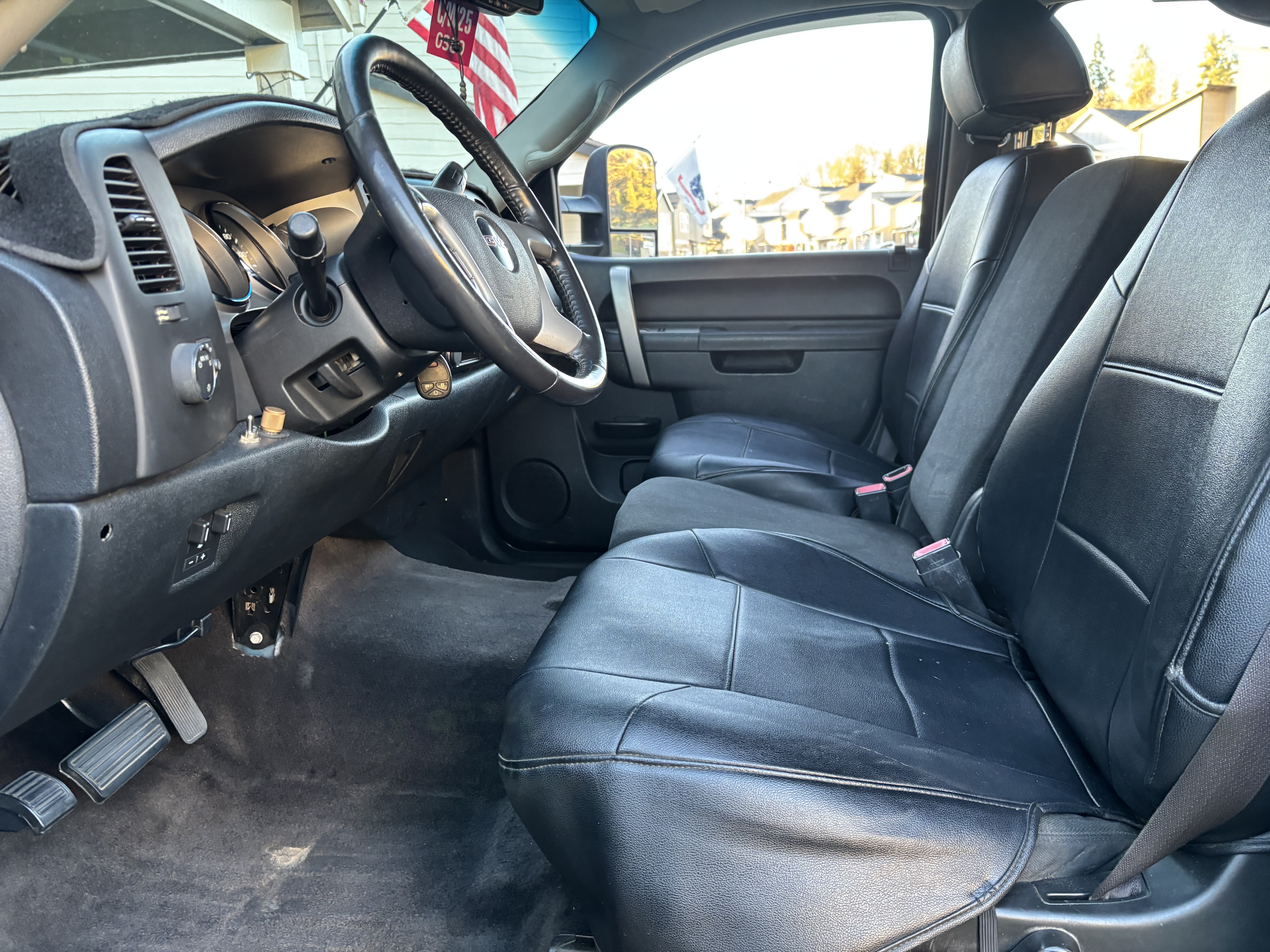 Used 2010 GMC Sierra 2500 SLE AWD/4WD image 14
