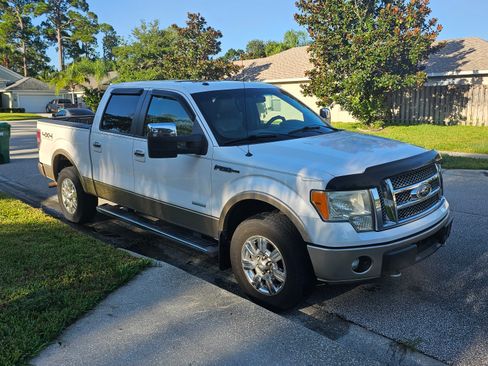 Used 2011 Ford F150 Lariat w/ Lariat Chrome Pkg image 8