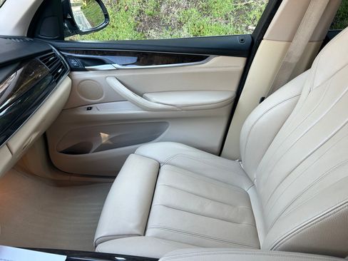 Used 2015 BMW X5 xDrive50i image 21