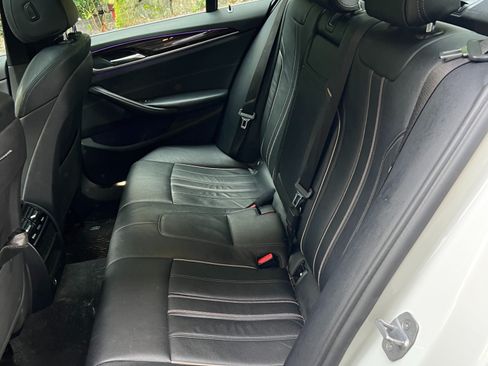 Used 2018 BMW 530e image 18