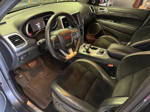 Used 2014 Jeep Grand Cherokee SRT8 w/ Luxury Group II image 4