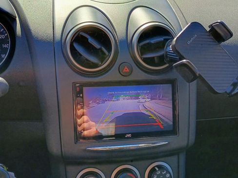 Used 2013 Nissan Rogue S image 10