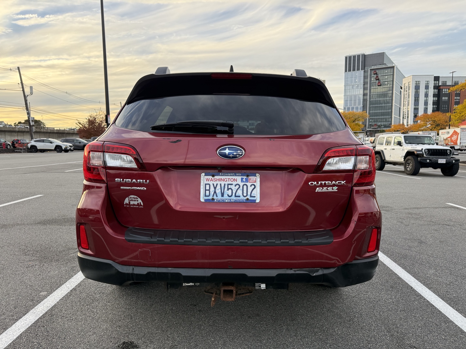 Used 2017 Subaru Outback 2.5i Premium AWD/4WD image 12