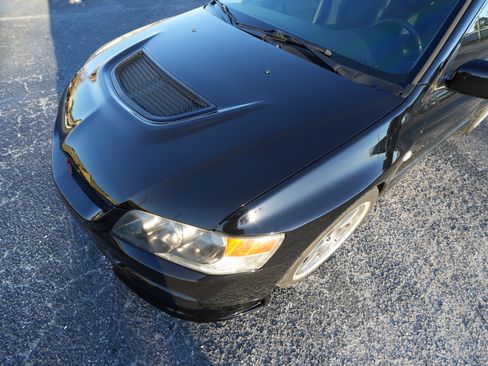 Used 2006 Mitsubishi Lancer Evolution IX image 10